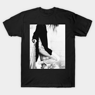 Woman, Girl, Lips print, Fashion art, Fashion print, Scandinavian art, Modern art, Wall art, Print, Minimalistic, Modern T-Shirt